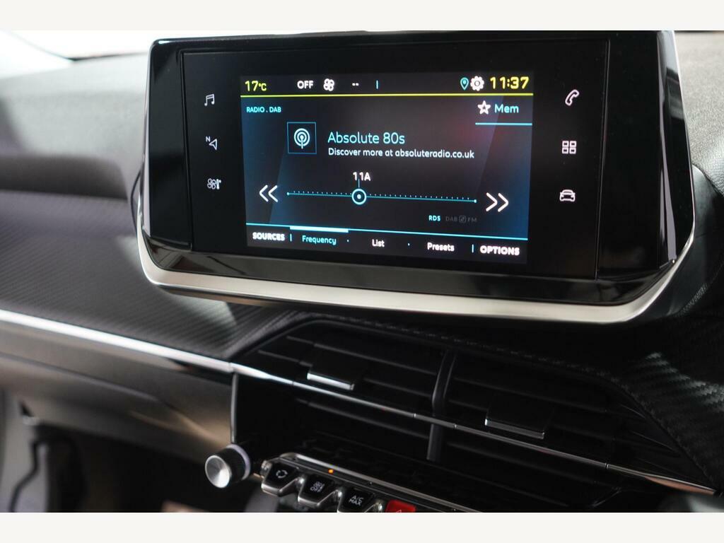 Peugeot e-2008 2008 Gt Ev White #14