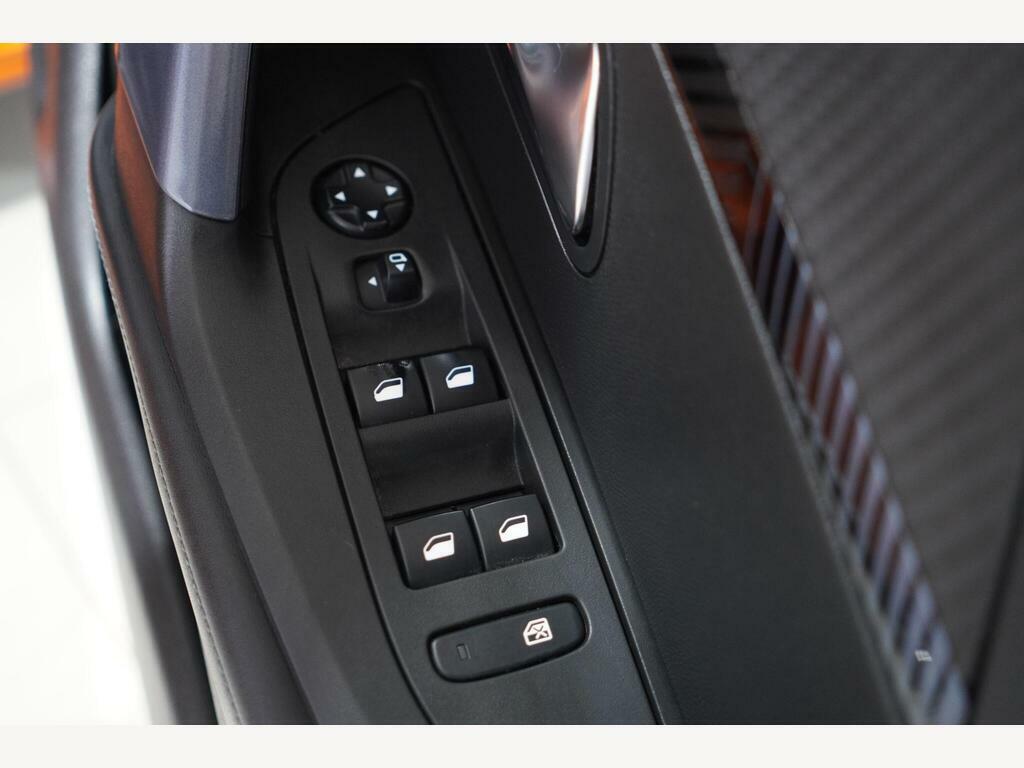 Peugeot e-2008 2008 Gt Ev White #20