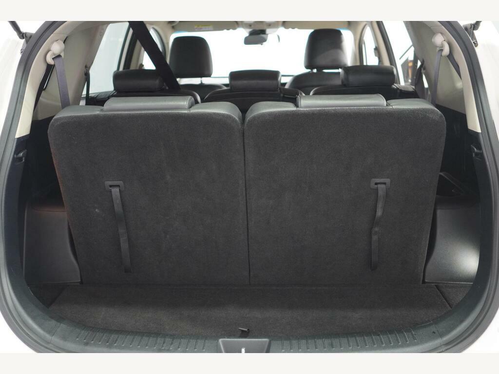Kia Carens 1 White #12