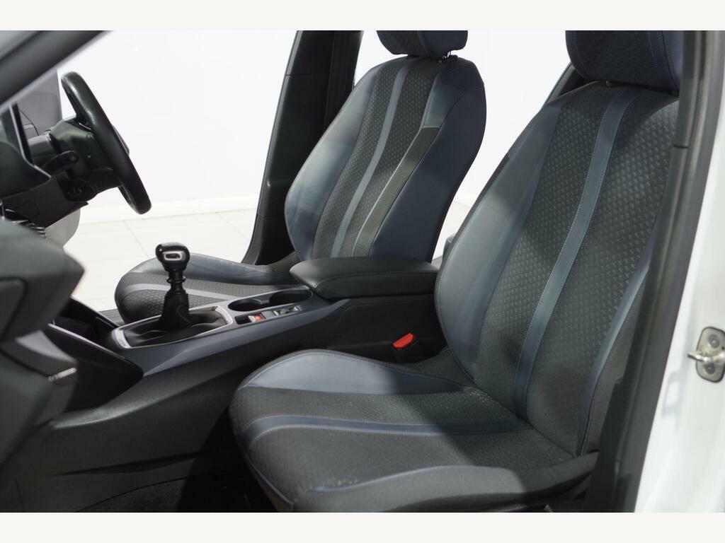Peugeot 2008 2008 Gt Line Puretech Ss White #9