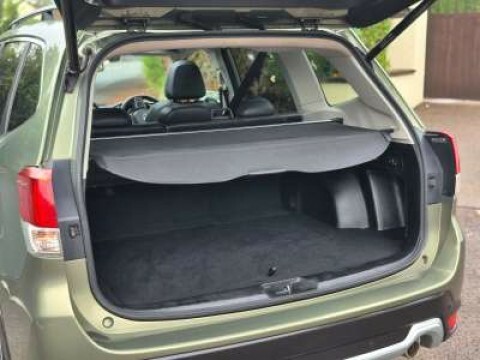 Subaru Forester Xe Premium  #9