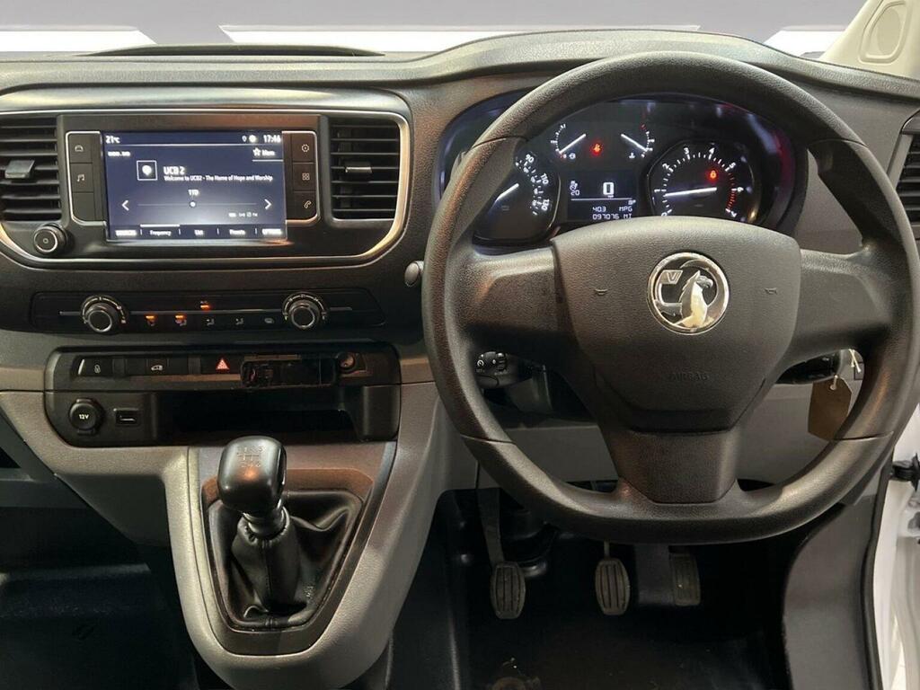 Vauxhall Vivaro 2L Dynamic 6Dr Grey #11