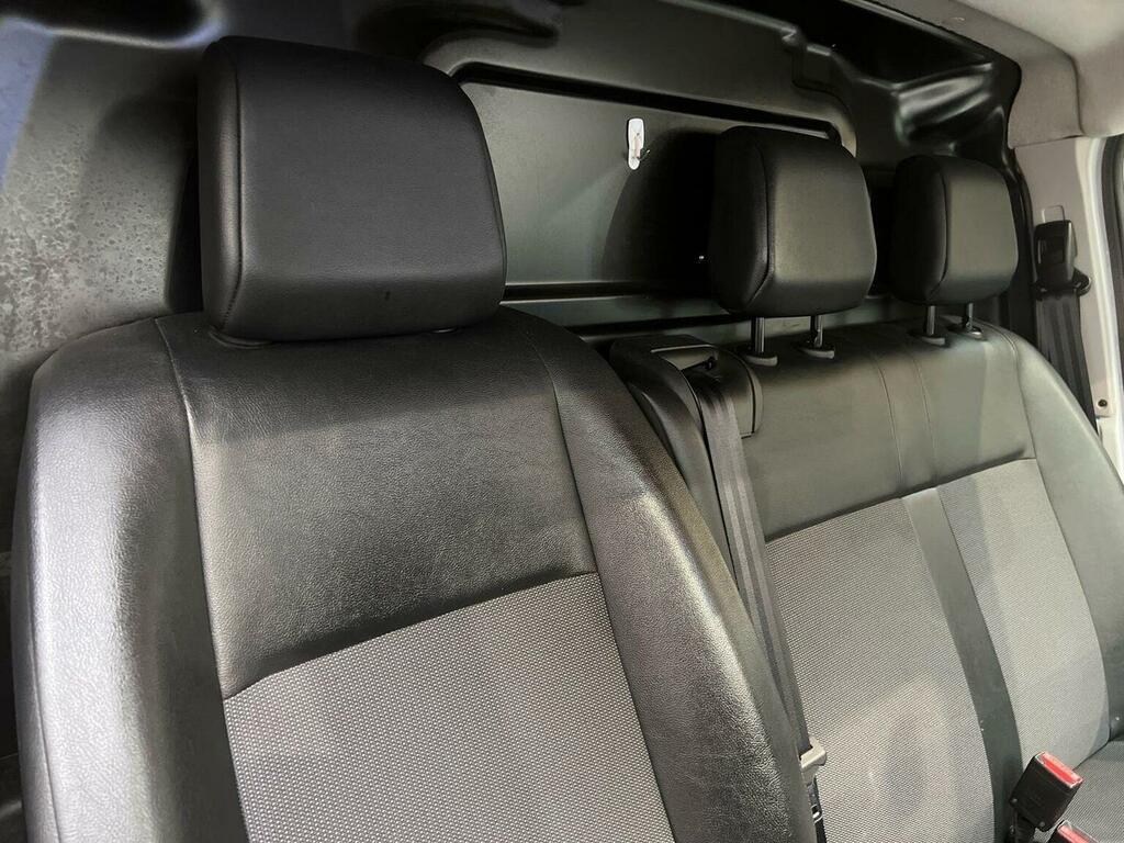 Vauxhall Vivaro 2L Dynamic 6Dr Grey #10