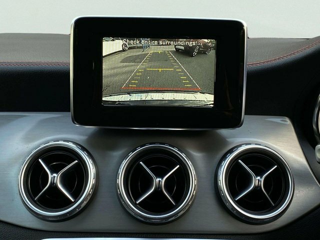Mercedes-Benz GLA Class 2015 2.1 Gla200d Amg Line Premium Plus 7G-dct Eu Black #6