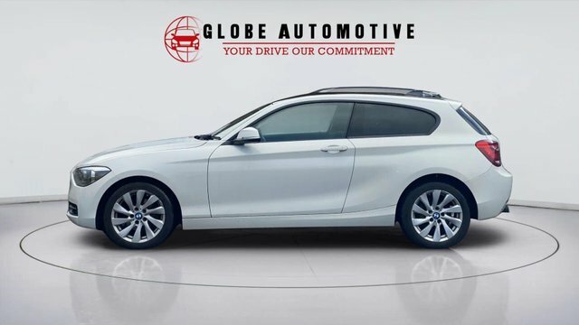 BMW 1 Series Hatchback Black #24
