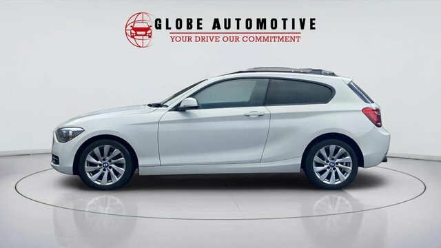 BMW 1 Series Hatchback Black #4