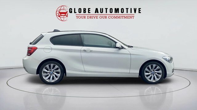 BMW 1 Series Hatchback Black #23