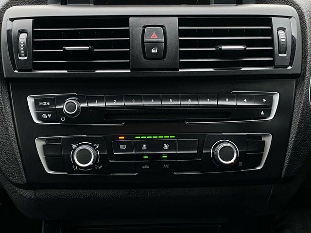 BMW 1 Series Hatchback Black #11