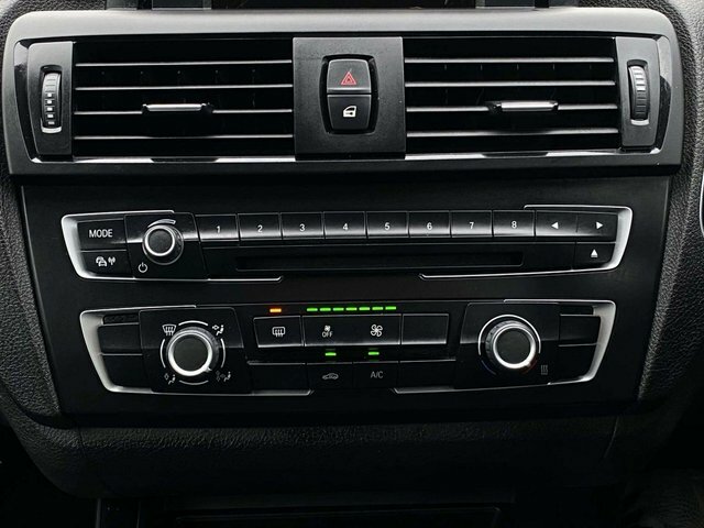 BMW 1 Series Hatchback Black #31