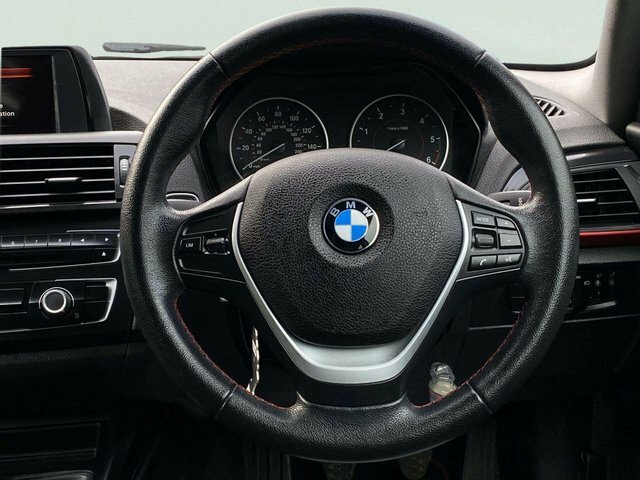 BMW 1 Series Hatchback Black #34