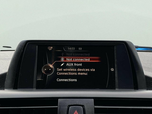 BMW 1 Series Hatchback Black #32