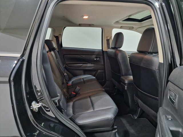 Mitsubishi Outlander Grey #13