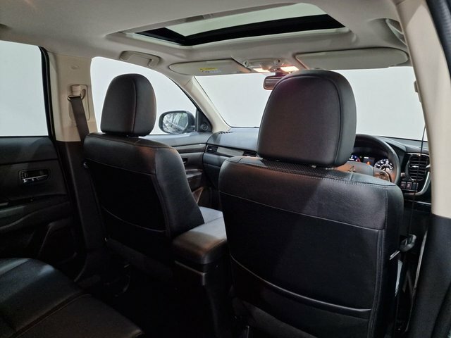 Mitsubishi Outlander Grey #16