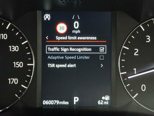 Land Rover Range Rover Evoque R-dynamic S White #68