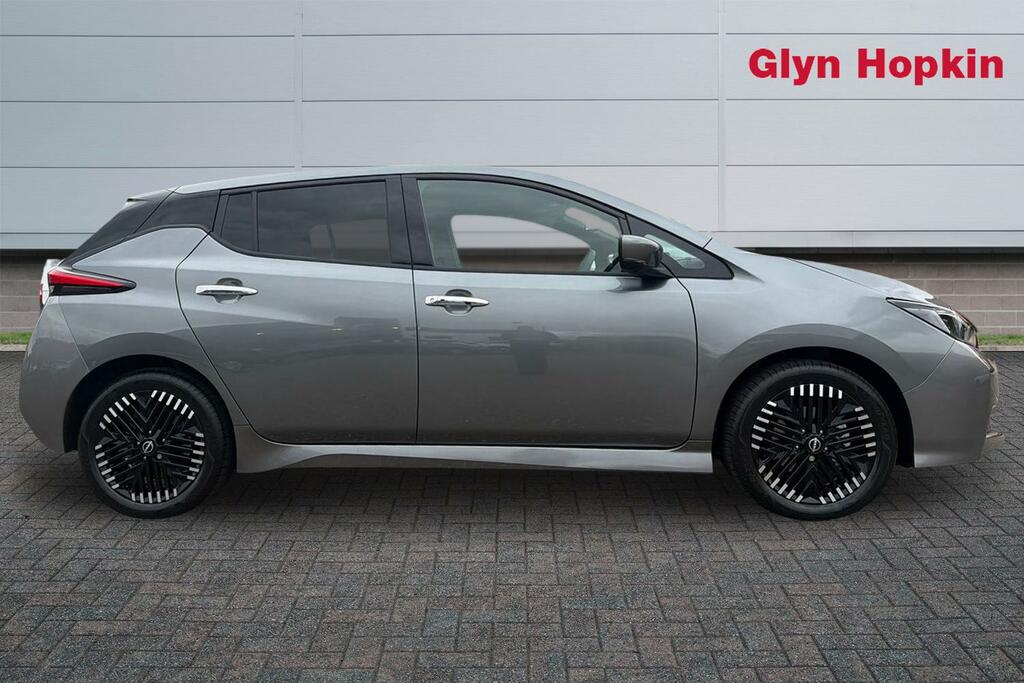 Nissan Leaf 110Kw Tekna 39Kwh #2