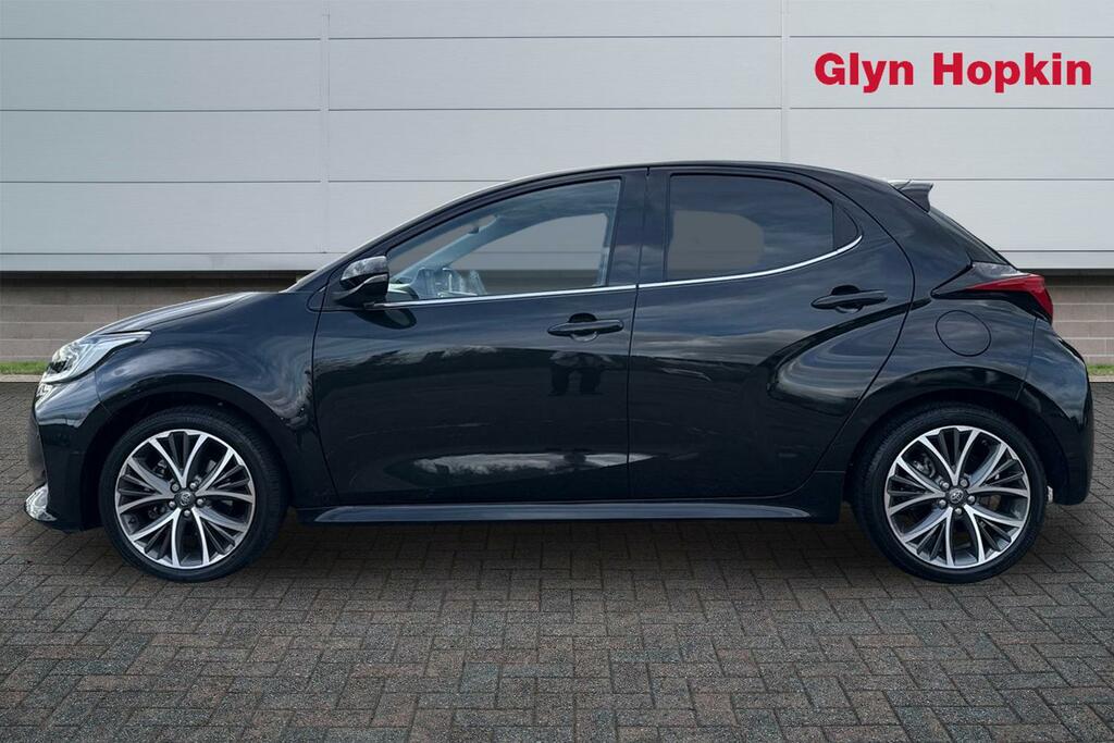 Toyota Yaris 1.5 Hybrid Excel Cvt Black #6