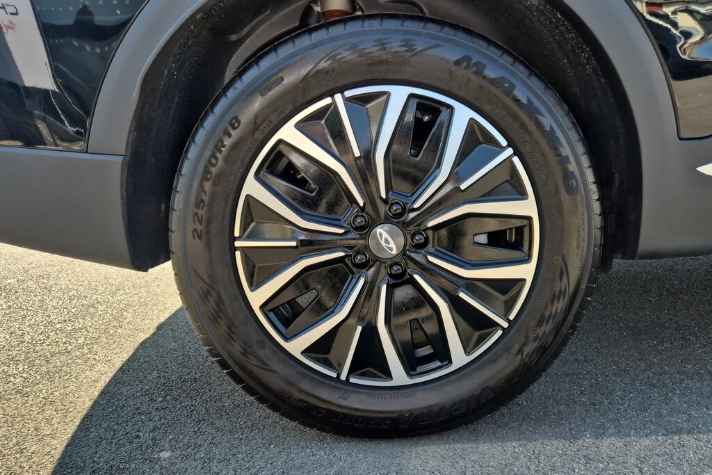 Chery Tiggo 7 Chery Tiggo 7 Summit White #37