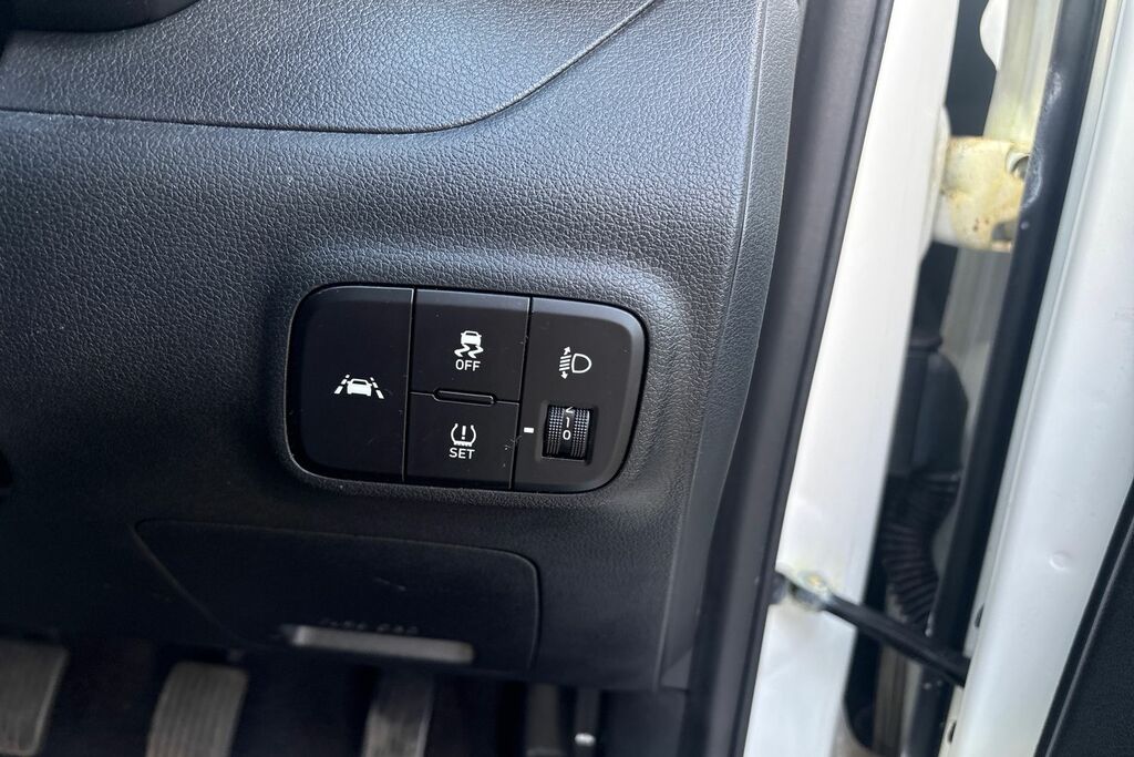 Hyundai I10 Se Connect Silver #29