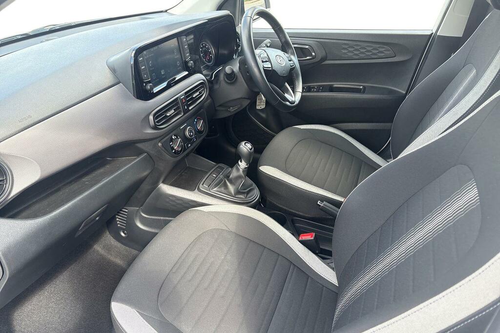 Hyundai I10 Se Connect Silver #13
