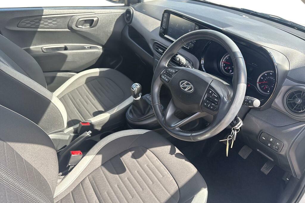 Hyundai I10 Se Connect Silver #10