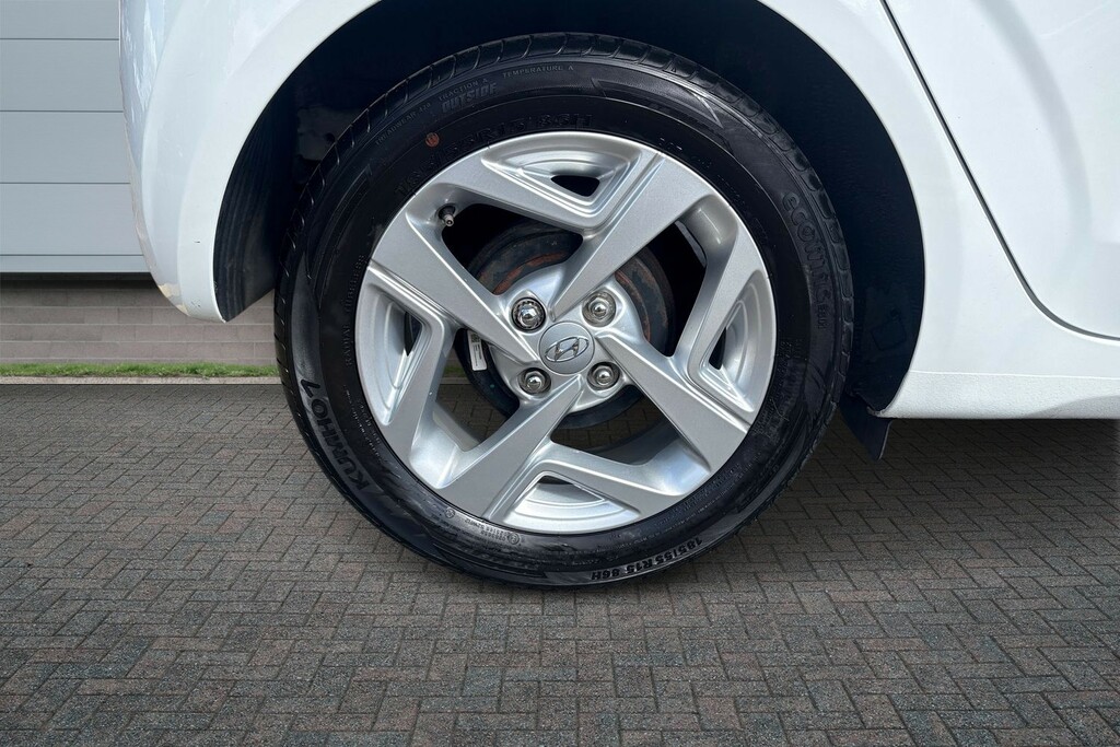 Hyundai I10 Se Connect Silver #9