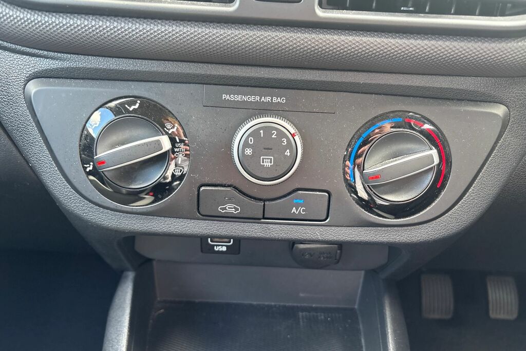 Hyundai I10 Se Connect Silver #15