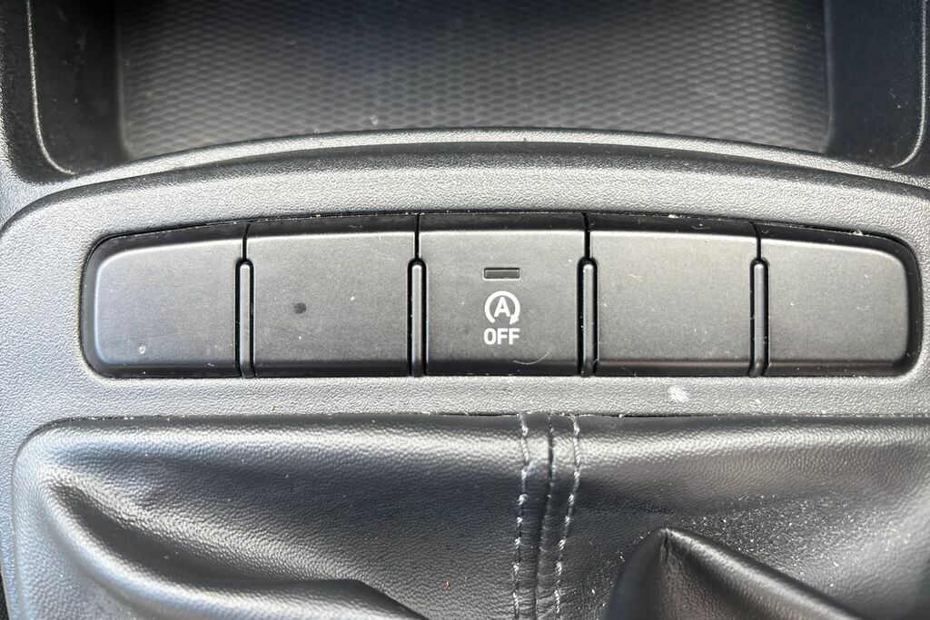 Hyundai I10 Se Connect Silver #26