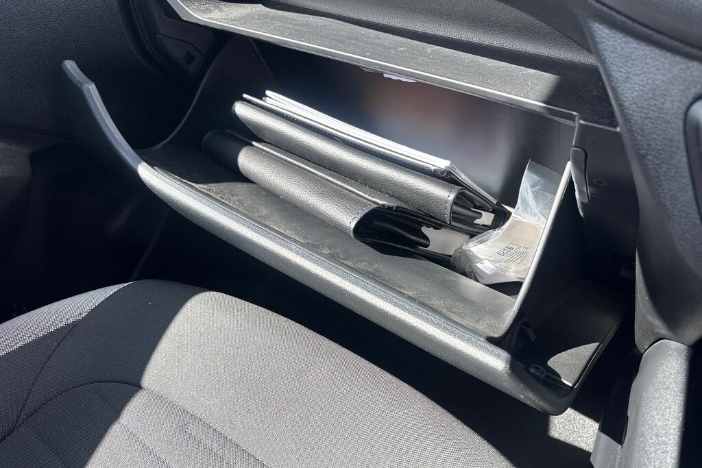 Hyundai I10 Se Connect Silver #34
