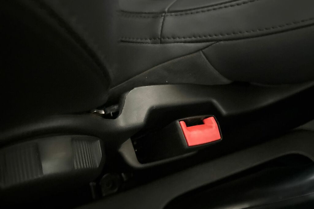 Abarth 595 1.4 T-jet 165 F595 Red #37