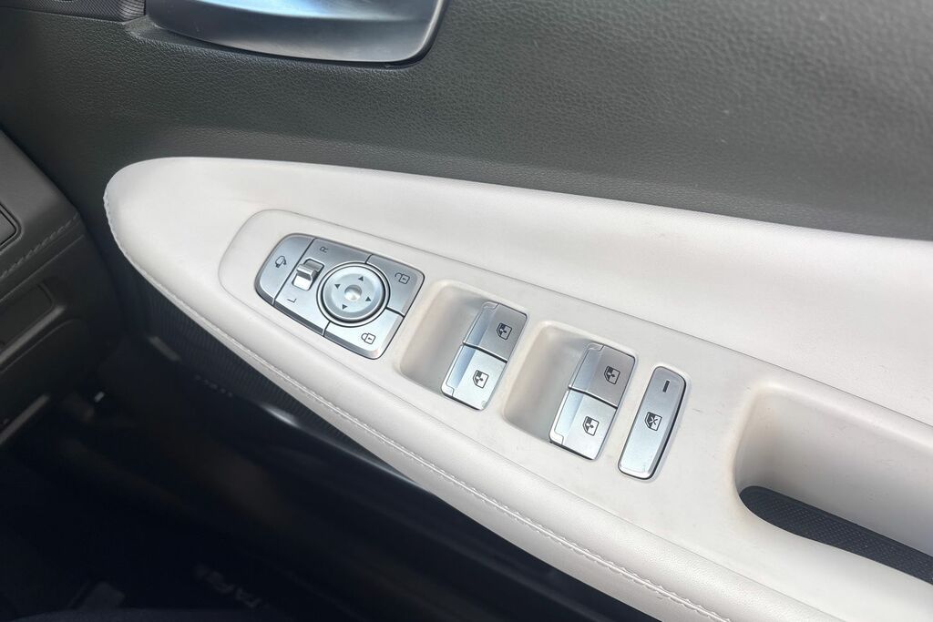 Hyundai Santa Fe Crdi Premium Se White #16
