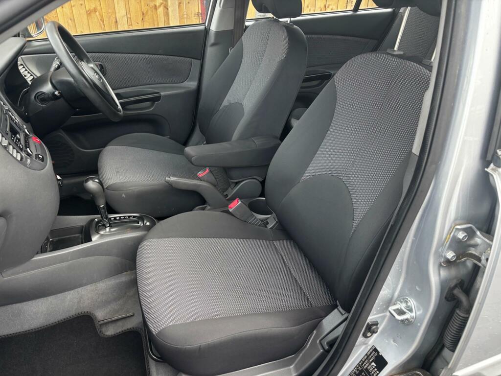 Kia RIO 1.5 Crdi 2 Silver #11