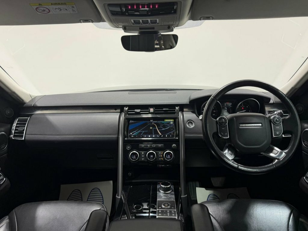 Land Rover Discovery 3L First Edition DL17RXH Silver #3
