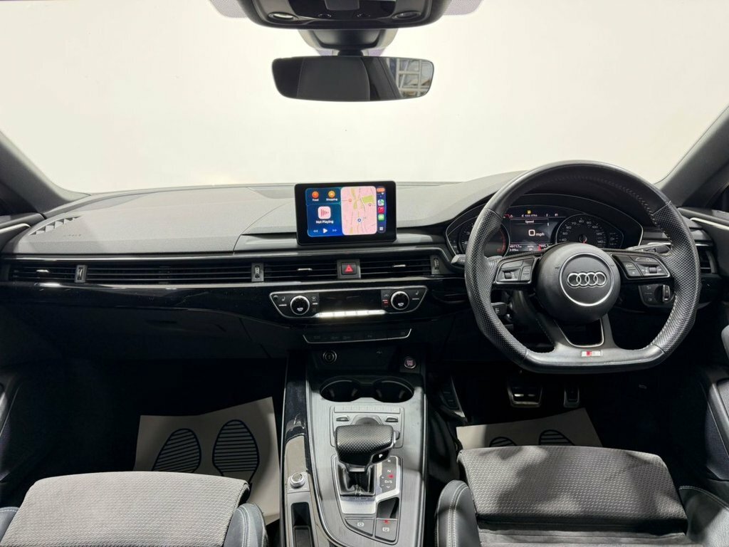 Audi A5 2L Black Edition DF19OOH White #4