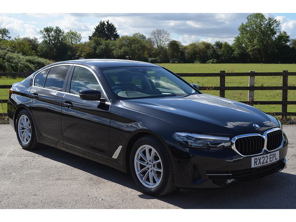 BMW 5 Series 520I Mht Se Blue
