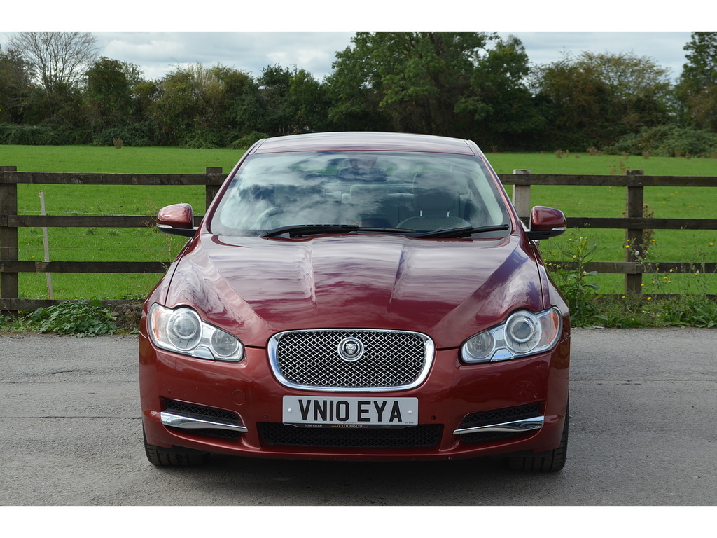 Jaguar XF D V6 Premium Luxury Red #3