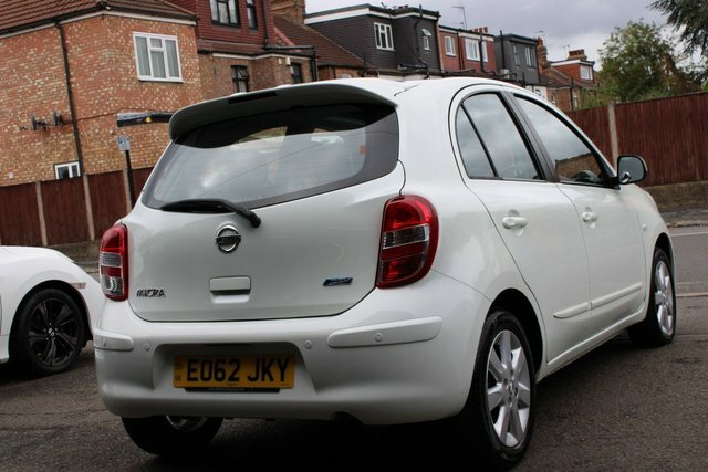 Nissan Micra 2012 1.2 Dig-s Tekna Hatchback Cvt Euro White #3