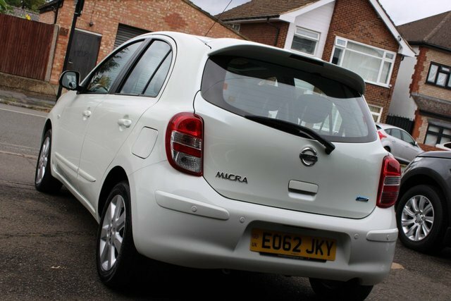 Nissan Micra 2012 1.2 Dig-s Tekna Hatchback Cvt Euro White #4