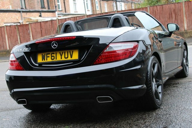 Mercedes-Benz SLK 2012 1.8 Slk200 Blueefficiency Amg Sport Edition 1 Black #4