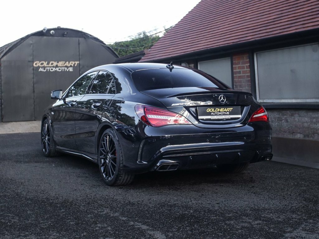 Mercedes-Benz CLA Class 2.0 Cla45 Amg Coupe Spds Dct 4Matic Eur Black #2