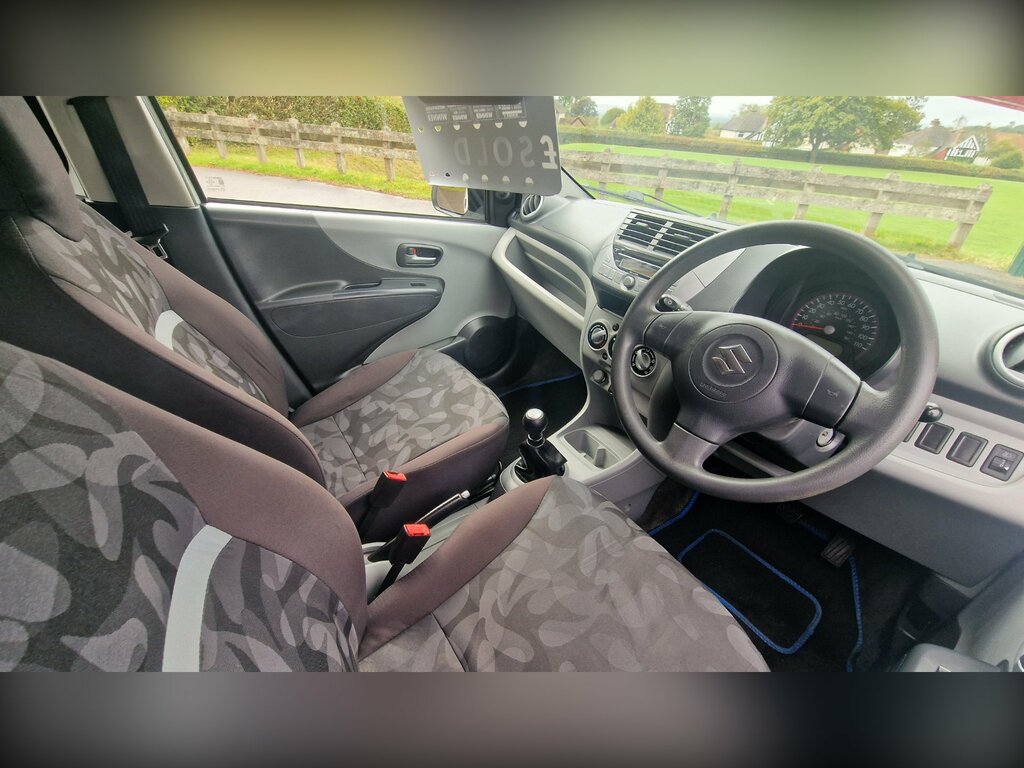 Suzuki Alto Hatchback White #13