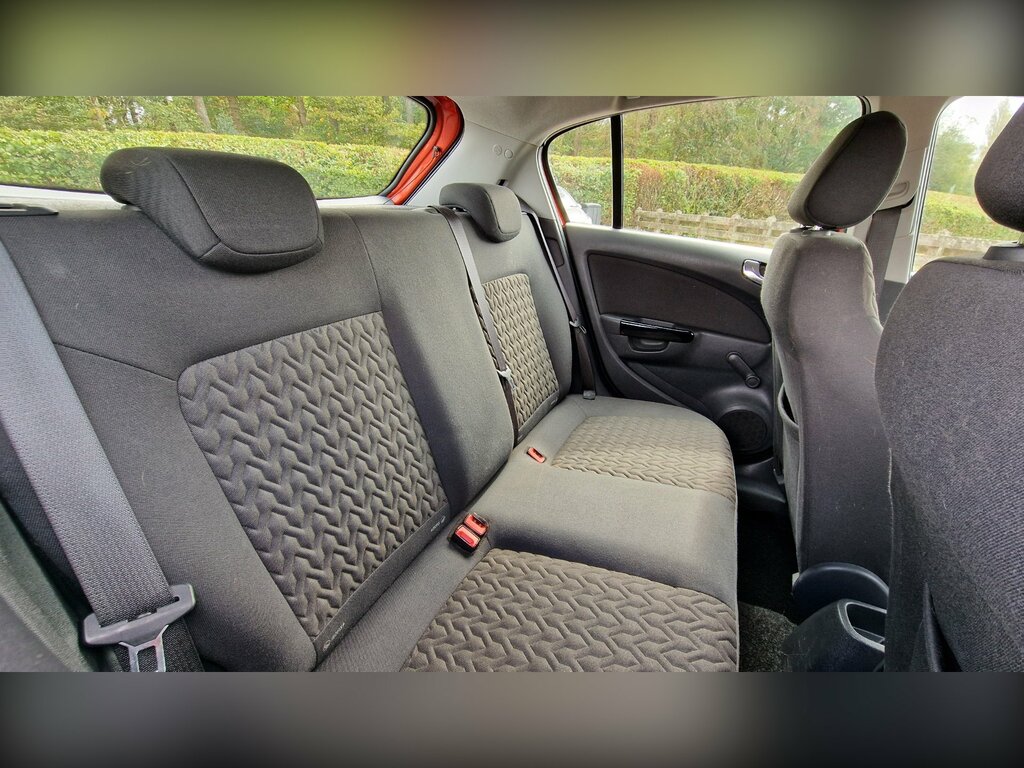 Vauxhall Corsa Exclusiv Silver #10