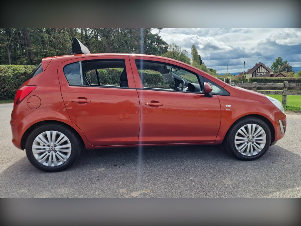 Vauxhall Corsa Exclusiv Silver #7