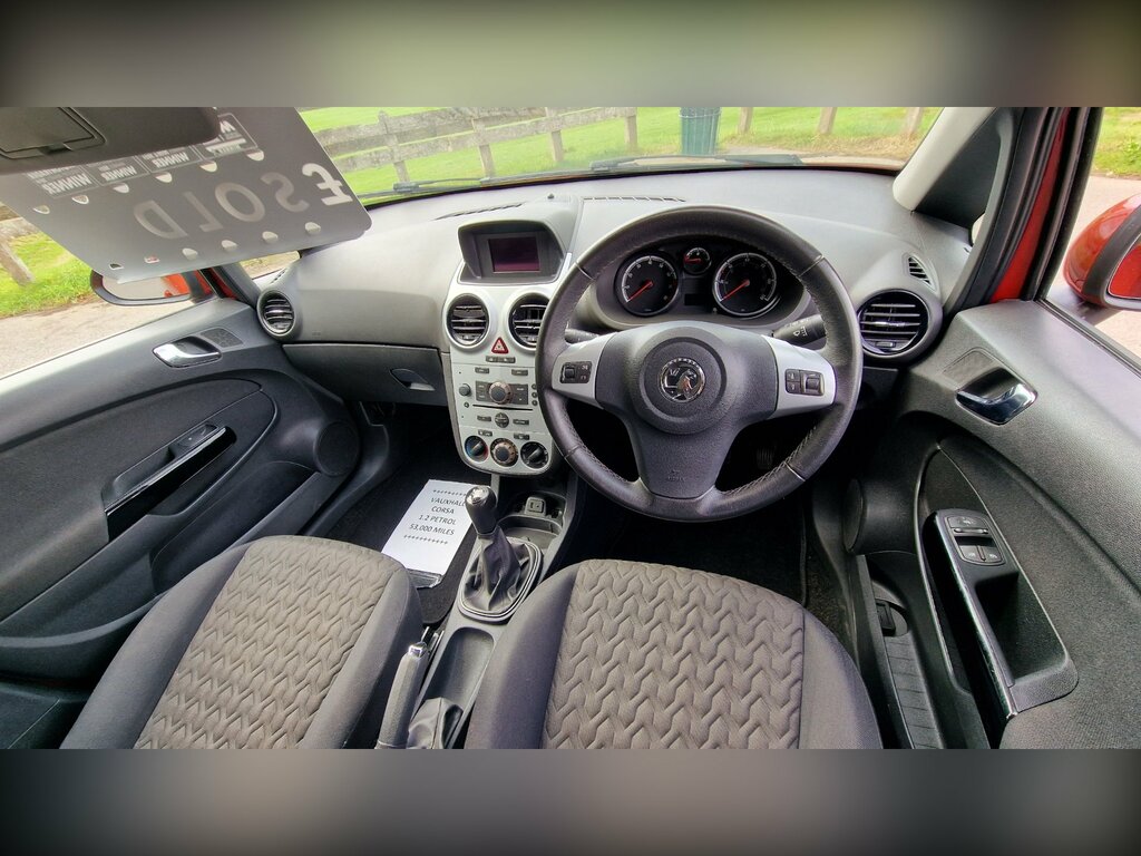 Vauxhall Corsa Exclusiv Silver #13