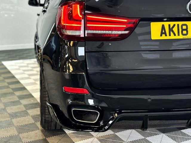 BMW X5 Xdrive M50d Black #36