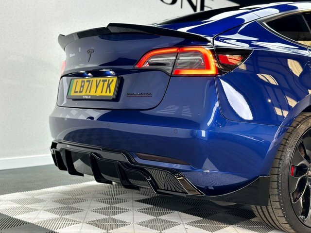 Tesla Model 3 Dual Motor Performance Saloon Blue #5