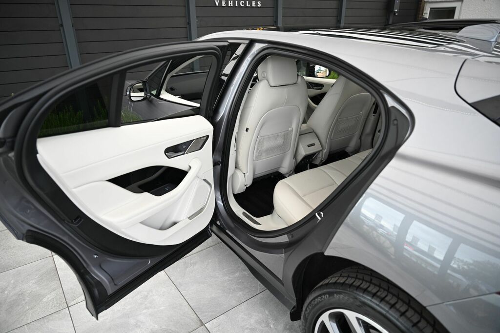 Jaguar I-Pace 90Kwh Hse Black Suv Grey #37