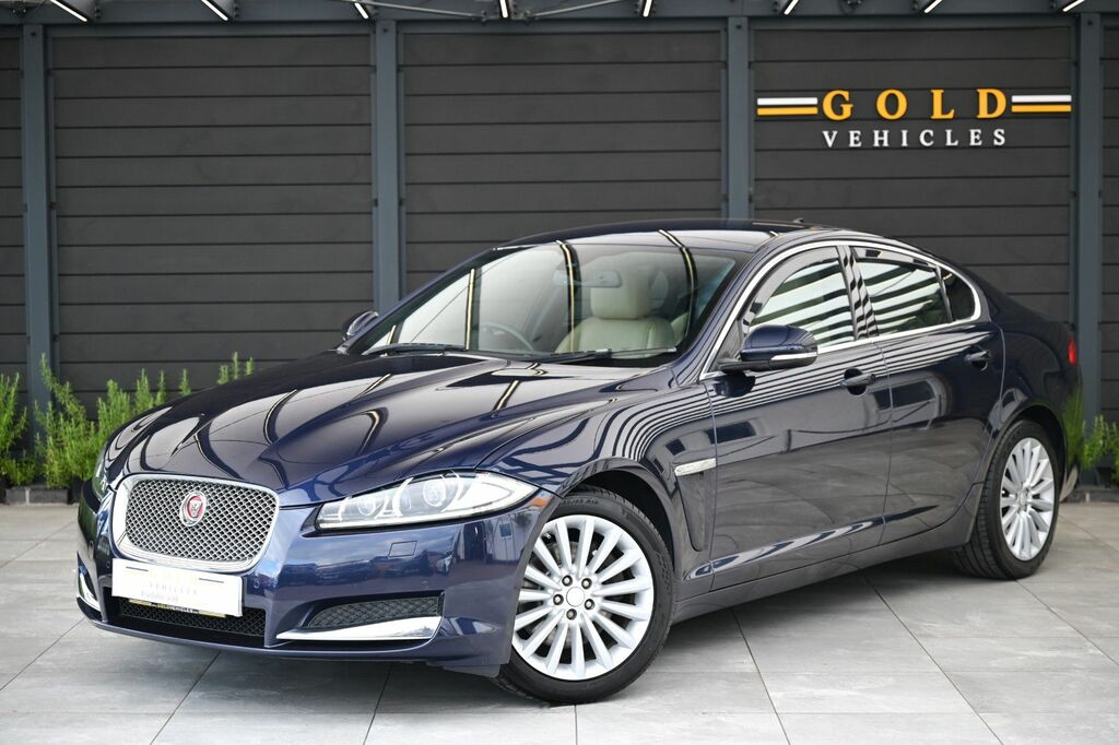 Jaguar XF  White #18