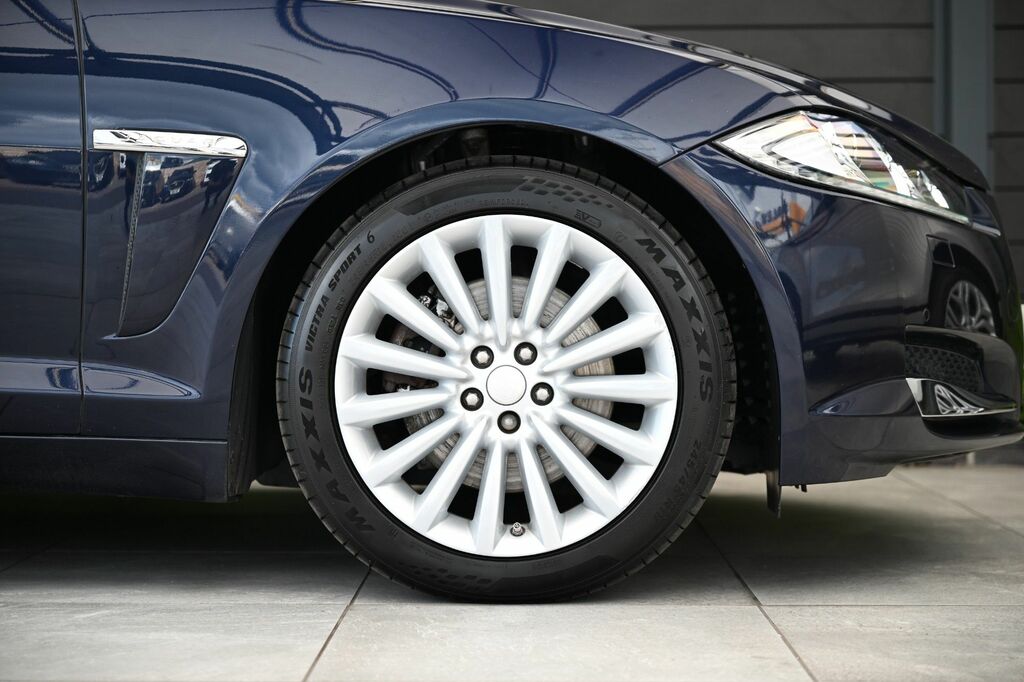 Jaguar XF  White #22