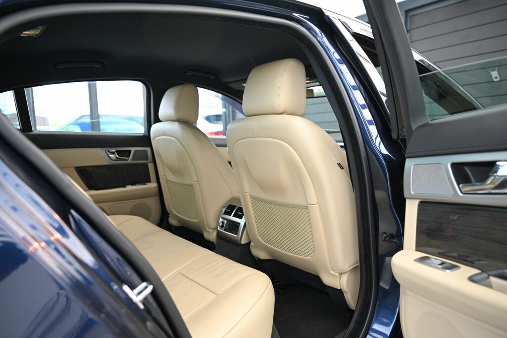 Jaguar XF  White #27