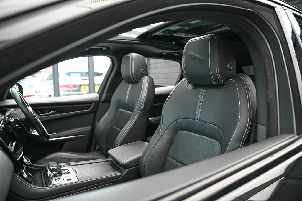 Jaguar F-Pace 2.0 D200 Mhev R Dynamic S Suv Awd White #16